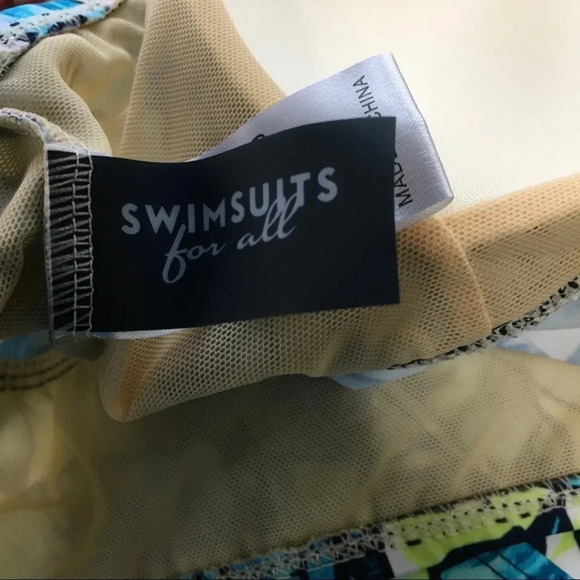 Swimsuits For All Tropical Print Halter Tankini‎ Top Size 12 - Picture 5 of 6